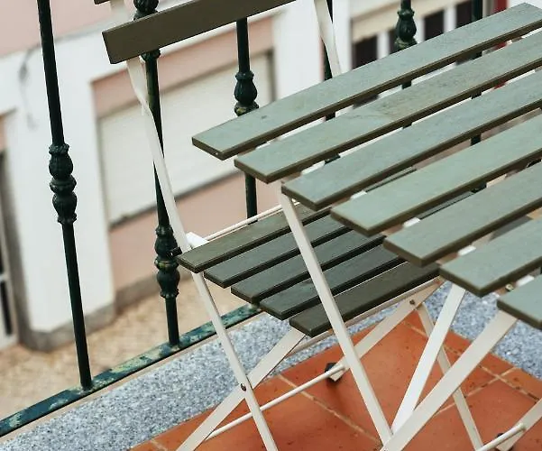 Cristina - Proximo Da Armação de Pêra