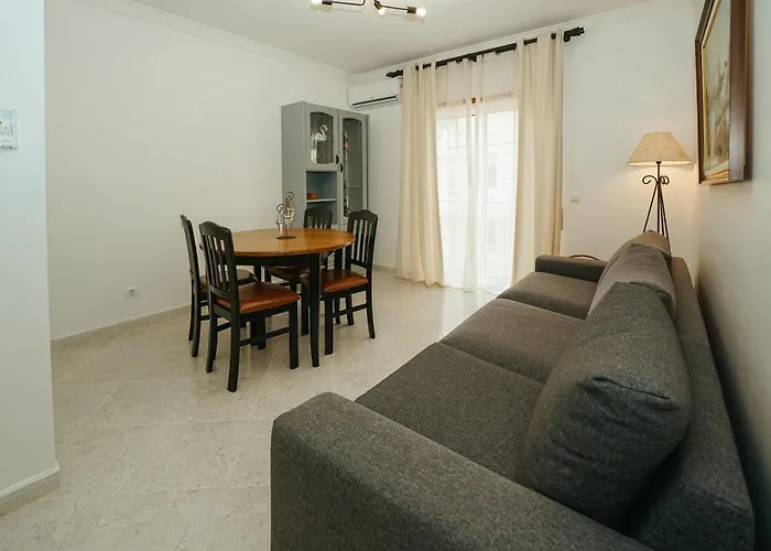 Cristina - Proximo Da * Armação de Pêra